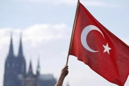 Bandeira da Turquia (Foto: Reuters/Vincent Kessler)